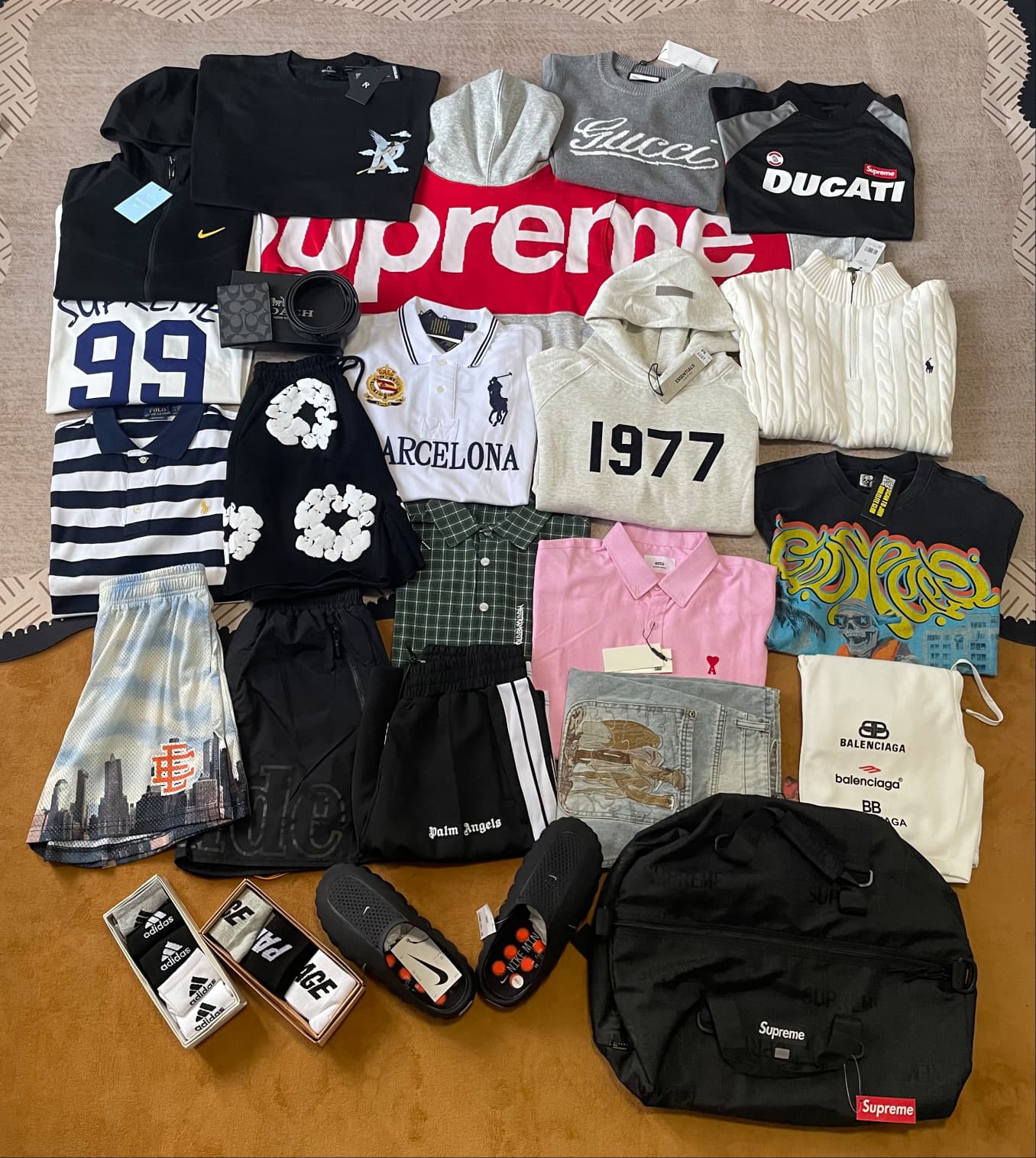Kakobuy Spreadsheet mixed streetwear haul arrival photo